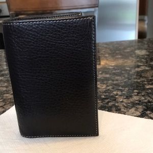 Levenger travel wallet